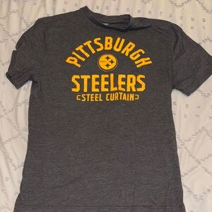 Pittsburgh Steelers Women’s Gray T-Shirt
